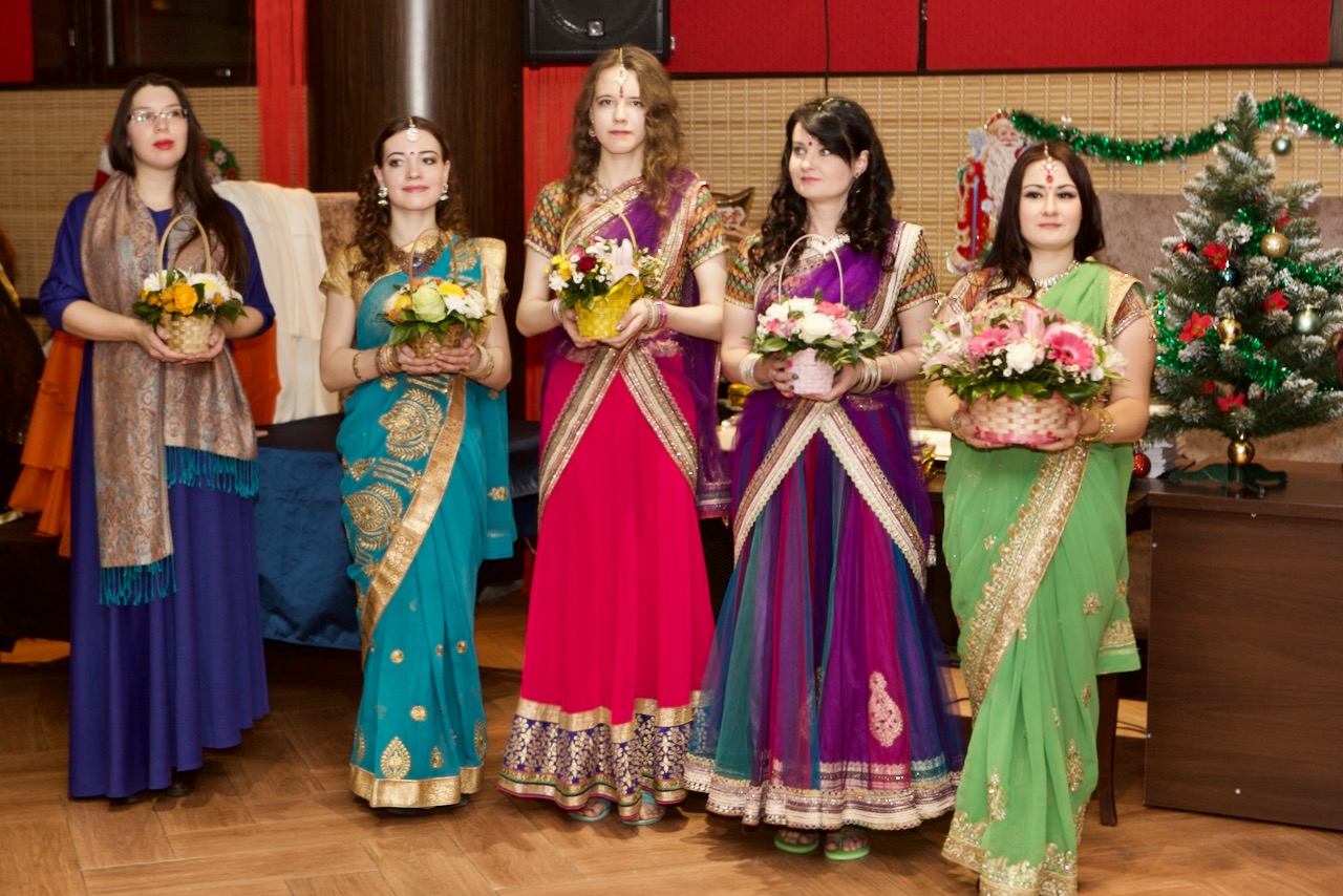 रूस में बसे एक भारत का संगम: «दिशा» ने मनाया नए साल का उत्सव